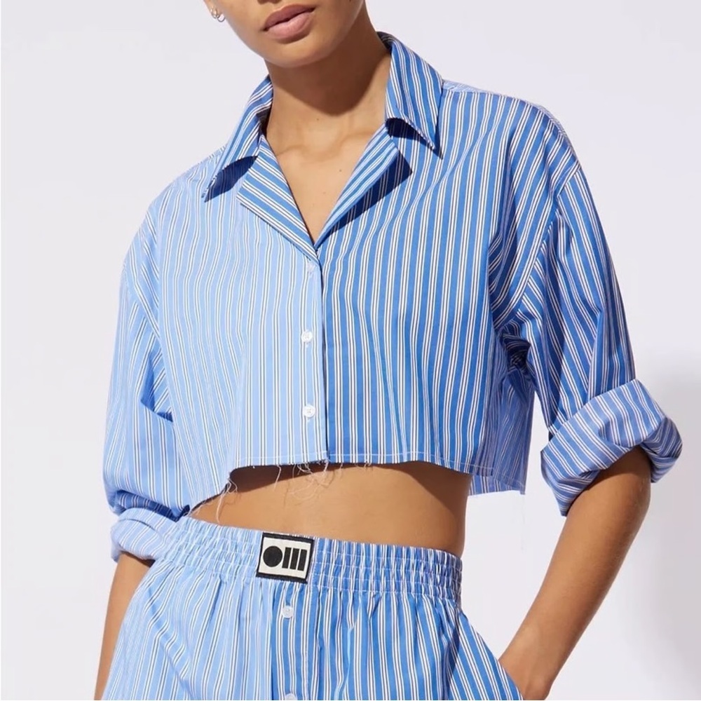 Solid & Striped Cropped Blue & White Striped Button-Down Shirt | Size M